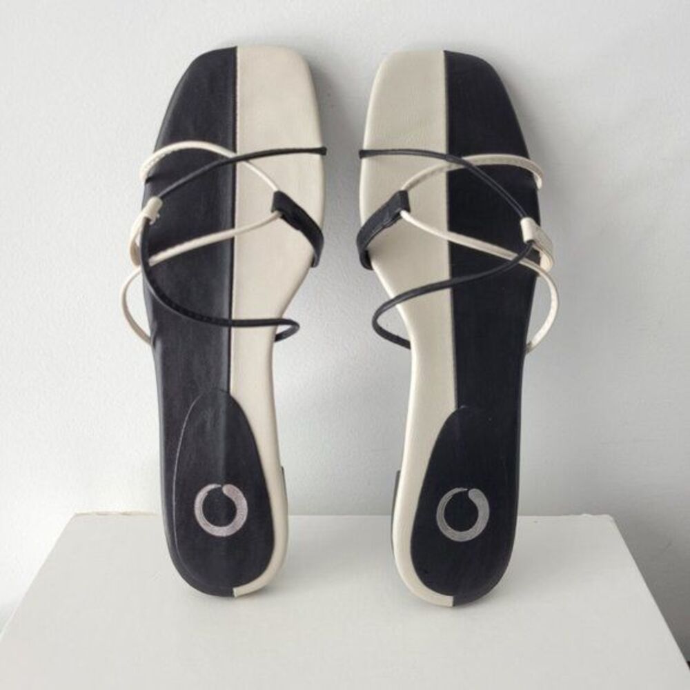 $49 *NWT* (9.5) JOURNEE Collection Breena Slide Sandal